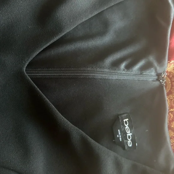 Bebe Sleeveless Feathered-Tail Cocktail Dress Size 10 - Picture 3 of 12